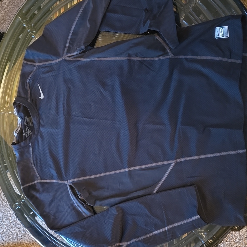 Nike Pro Combat fitted warm gear men's size L